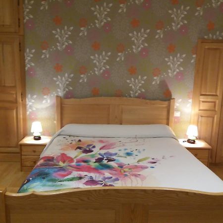 Le P'Tit Bonheur Bed and Breakfast Chilly-sur-Salins Exterior foto