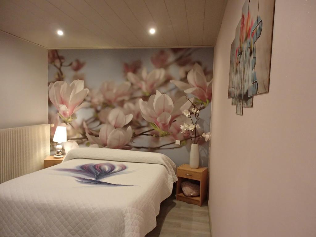 Le P'Tit Bonheur Bed and Breakfast Chilly-sur-Salins Habitación foto
