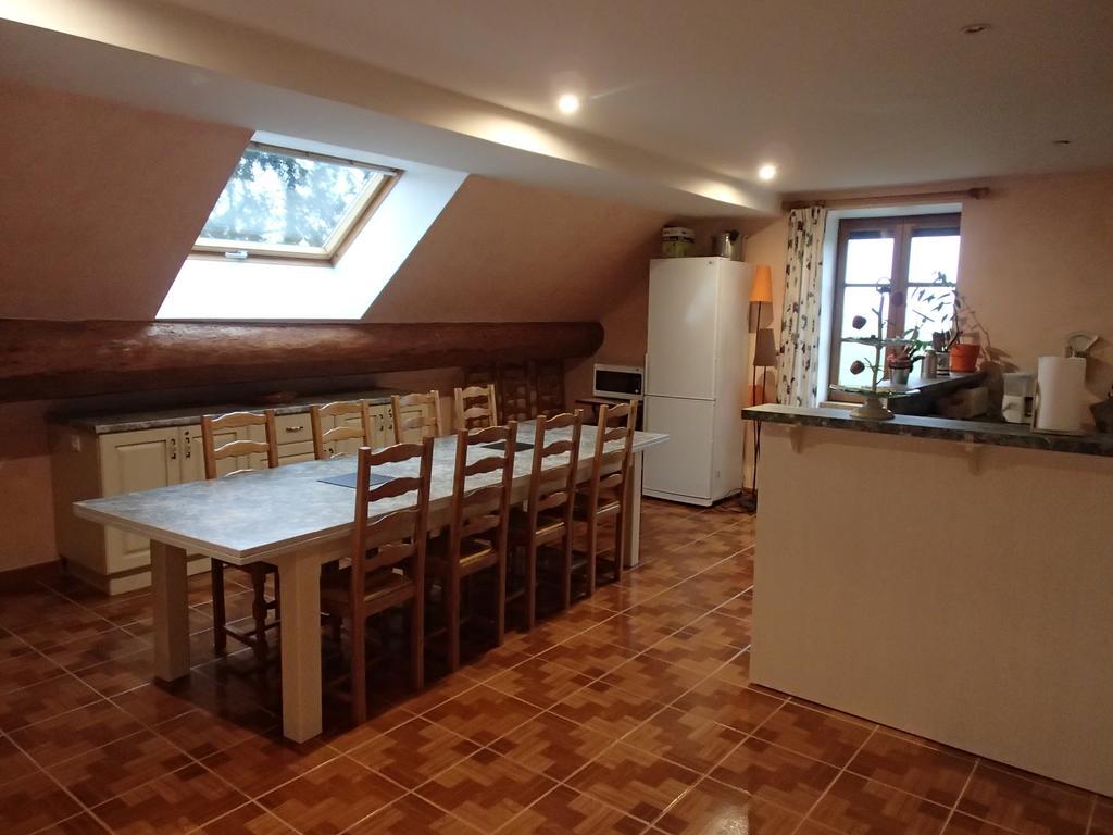 Le P'Tit Bonheur Bed and Breakfast Chilly-sur-Salins Exterior foto