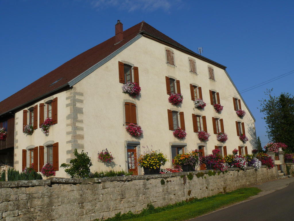 Le P'Tit Bonheur Bed and Breakfast Chilly-sur-Salins Exterior foto